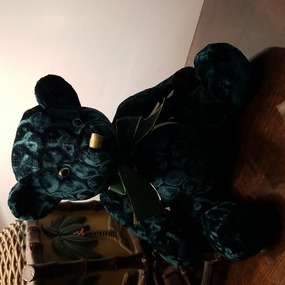 Dan Dee Collectors Choice Emerald Green Bear